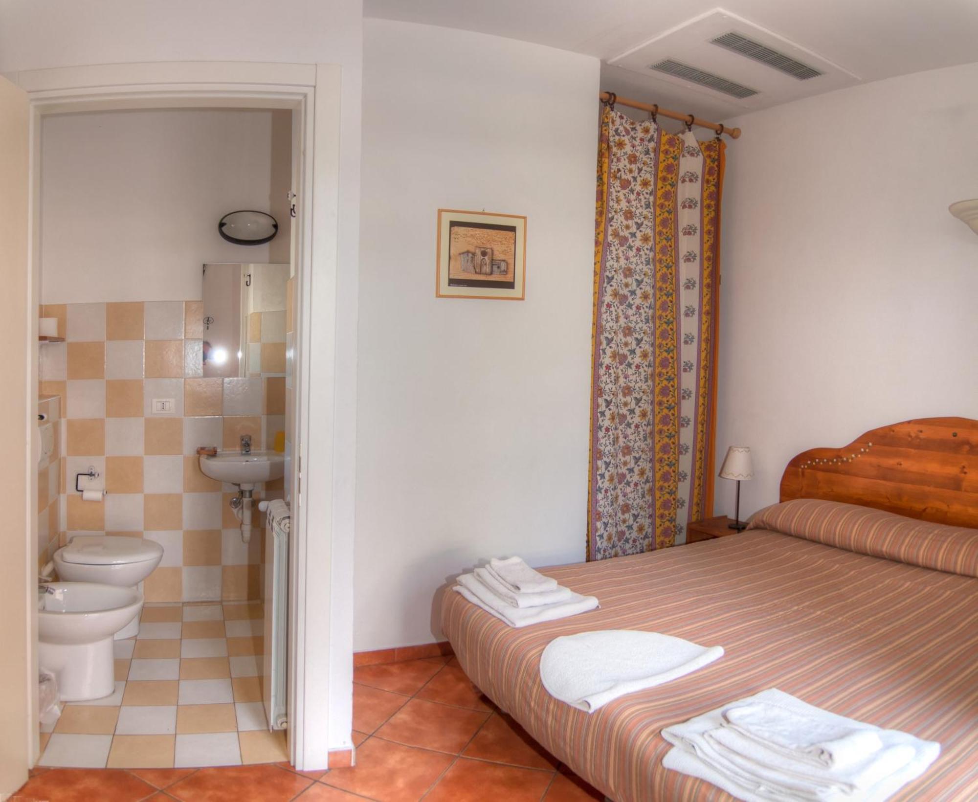פייטרה ליגורה Agriturismo Ca' Di Trincia חדר תמונה